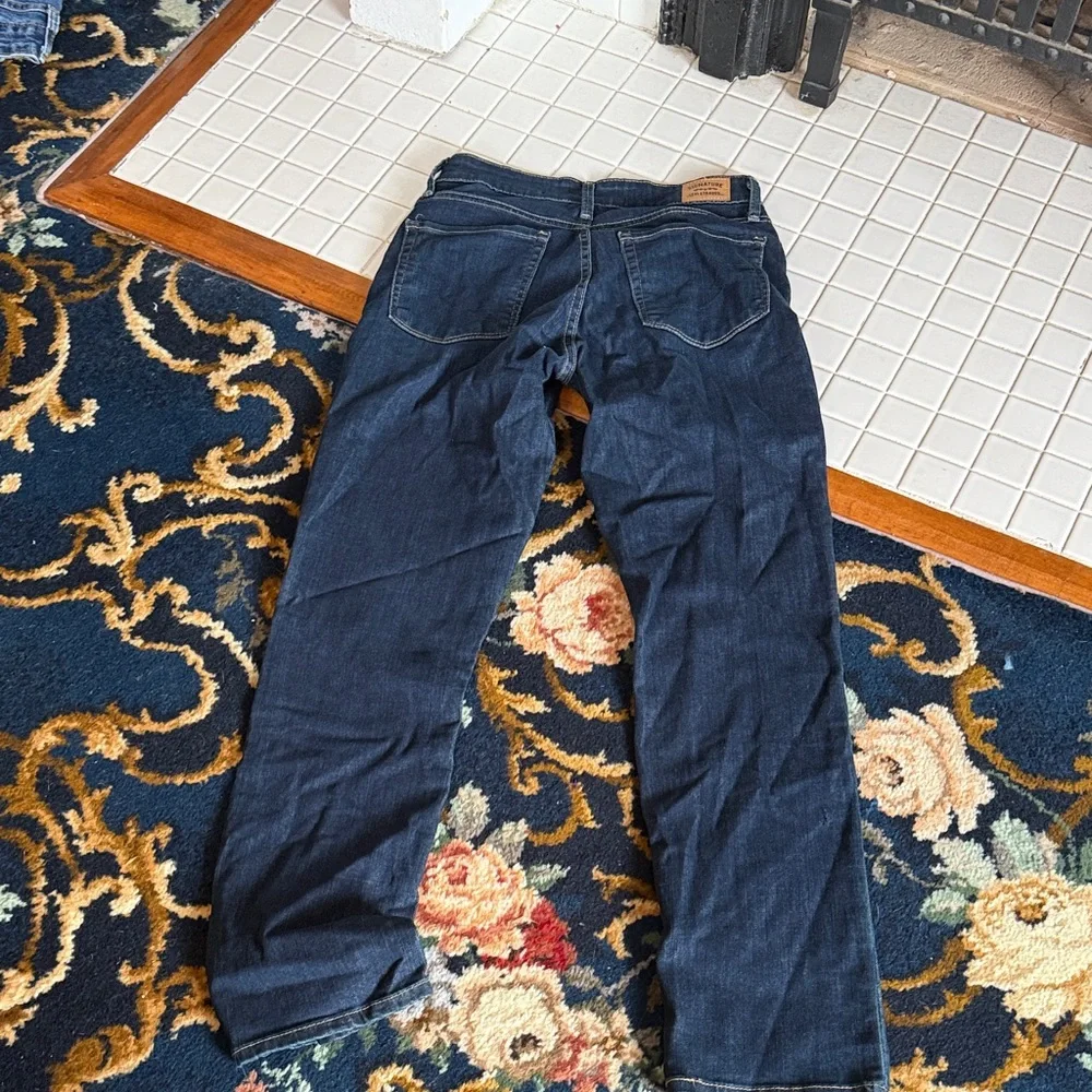 Signature by Levi Strauss Mid Rise Slim‎  Jeans- worn about 3x. Great shape